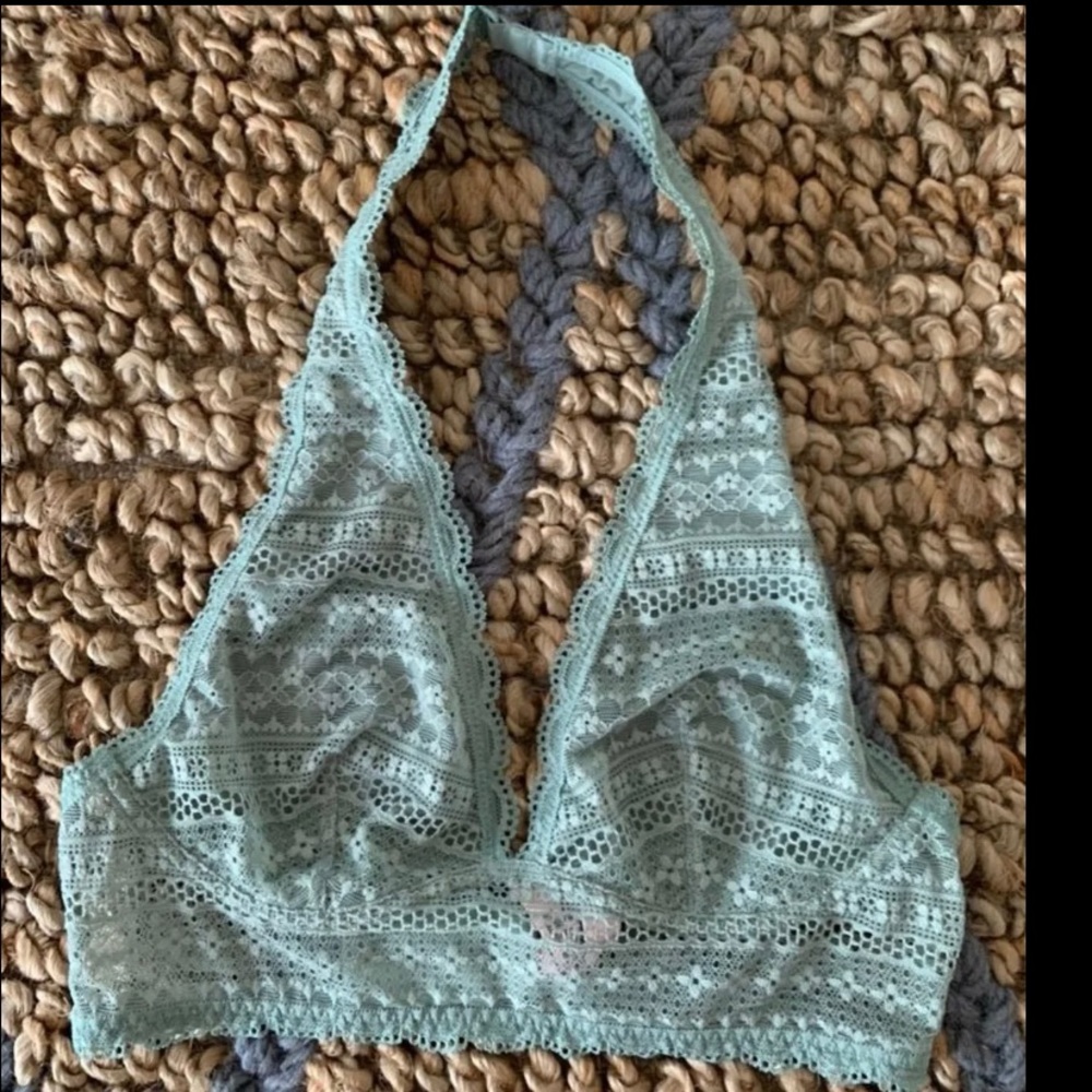 Victoria’s Secret lace bralette. - Picture 1 of 2